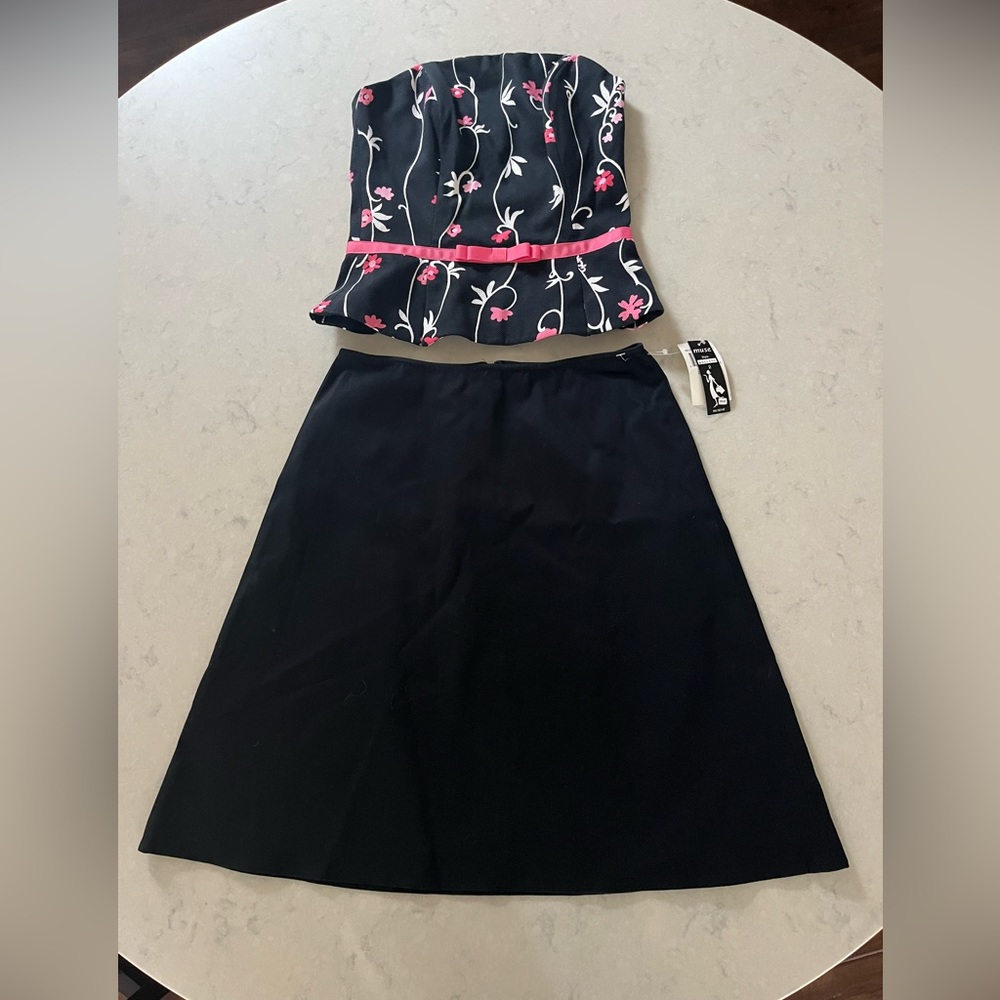 MUSE Two-piece Floral Bustier & Skirt Set, Size 2